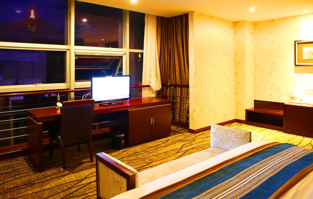 Mingcheng Times Hotel Chengdu Værelse billede