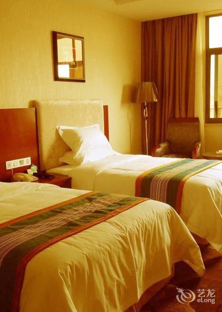 Mingcheng Times Hotel Chengdu Eksteriør billede